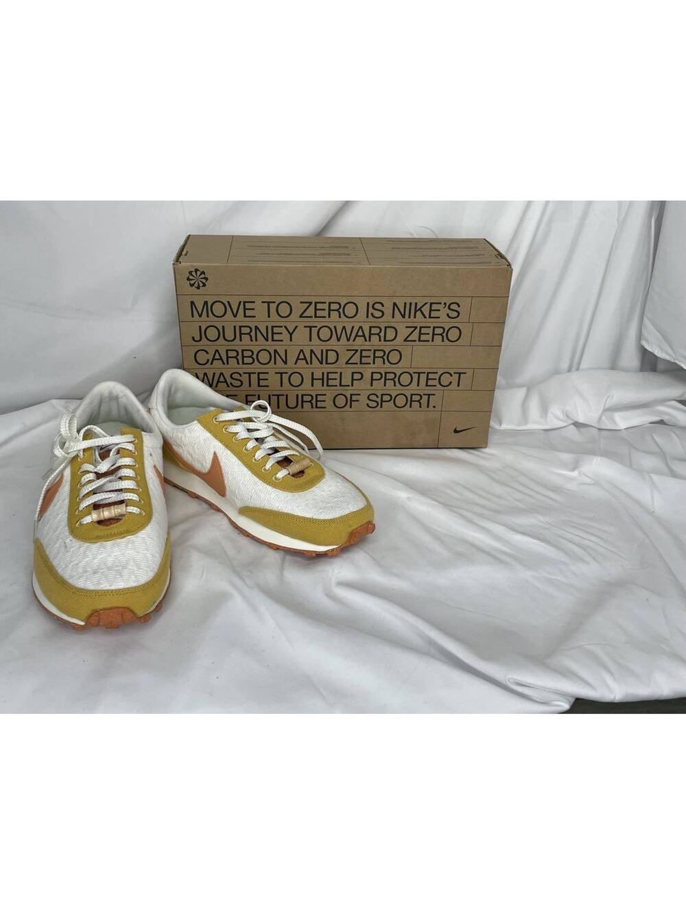 Nike Day Break SE Wnm's US Size 9.5 SPB SJ 325266